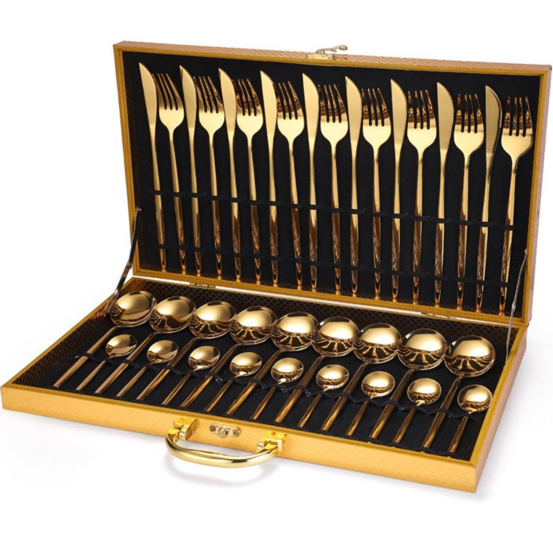 Individual Setting ( 5 pieces) 1 guest  Gold Cutlery