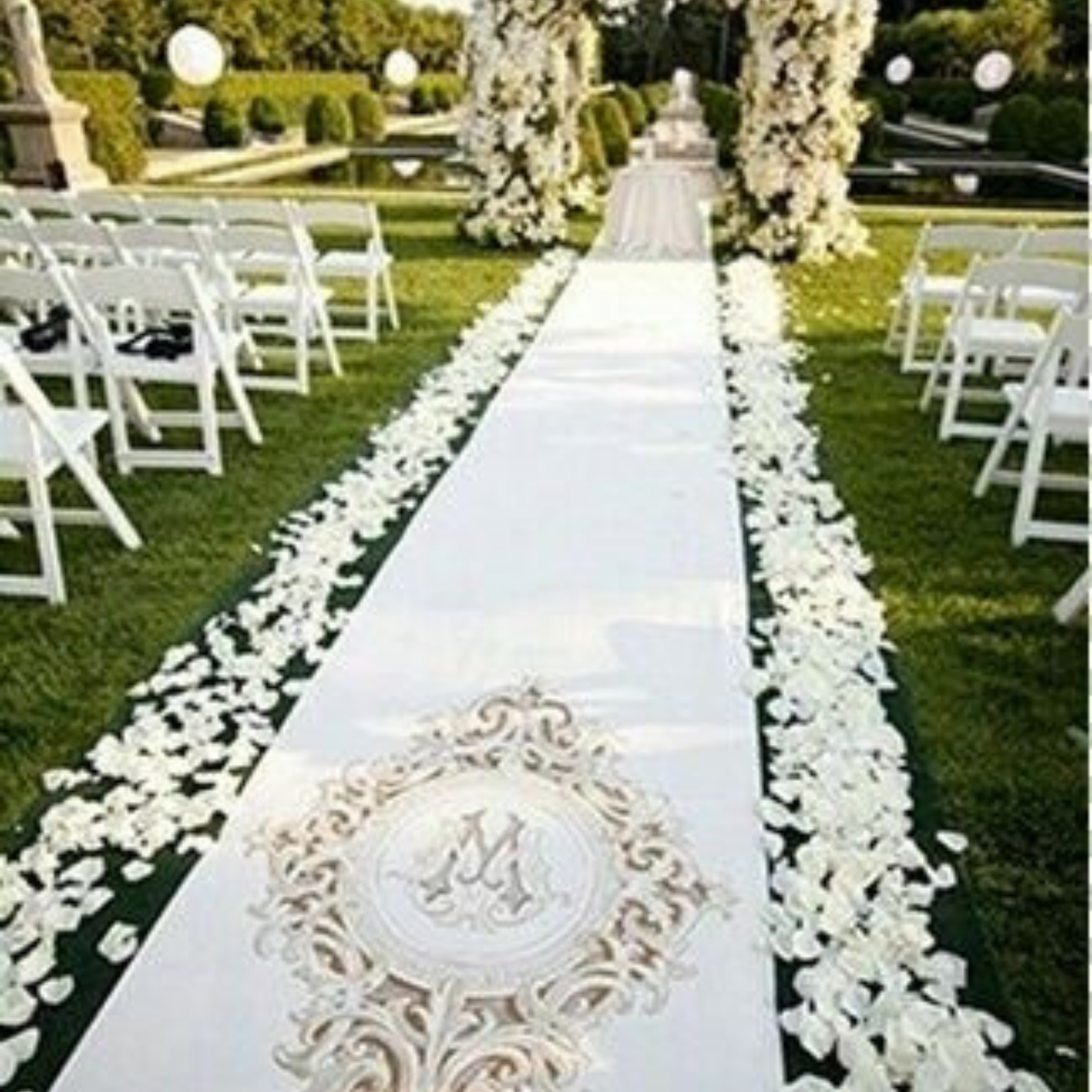 White wedding aisle runner 60 photos - Astyledwedding.com White wedding aisle runner 60 photos - Astyledwedding.com